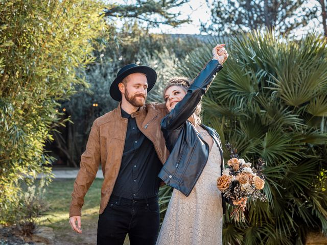 Le mariage de Maxime et Kitty à Althen-des-Paluds, Vaucluse 1