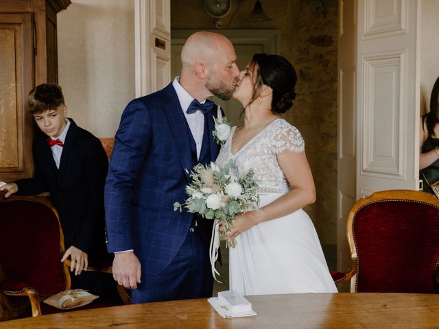 Le mariage de Anthony et Cynthia à Saint-Hilaire-d&apos;Ozilhan, Gard 23