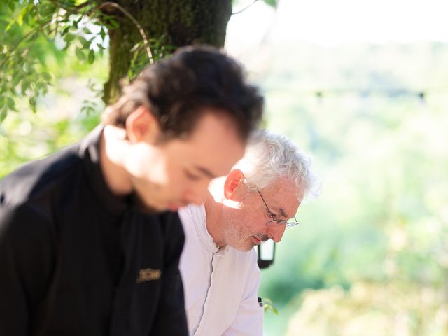 Le mariage de Anthony et Cynthia à Saint-Hilaire-d&apos;Ozilhan, Gard 40