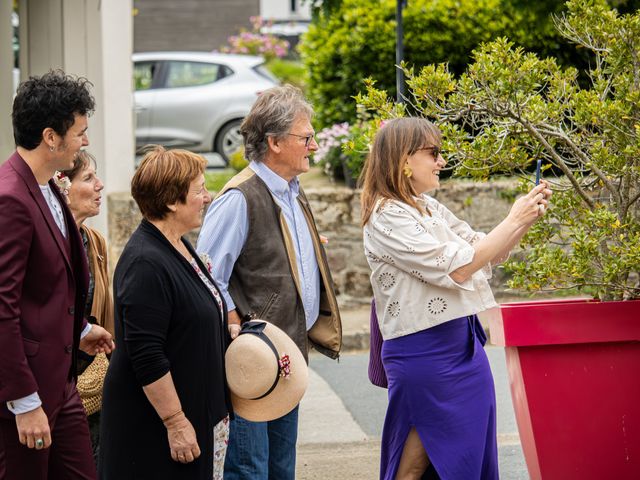 Le mariage de Stanislas et Laurianne à Plouha, Côtes d&apos;Armor 20