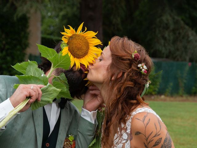 Le mariage de Arnaud et Delphine à Orléans, Loiret 59