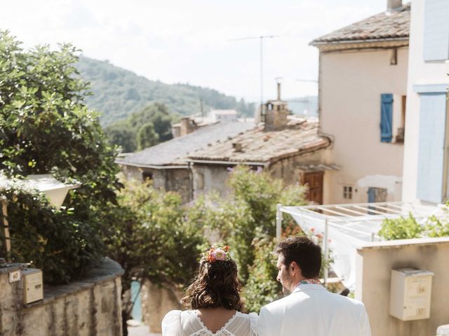 Le mariage de Fanny et Romain à Saint-Michel-l&apos;Observatoire, Alpes-de-Haute-Provence 15