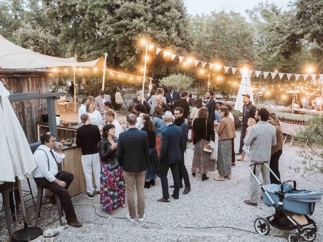 Le mariage de Fanny et Romain à Saint-Michel-l&apos;Observatoire, Alpes-de-Haute-Provence 40