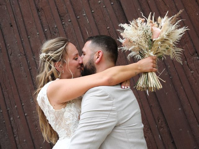 Le mariage de Nicolas et Ophélie à Saint-Pierre-le-Vieux, Saône et Loire 1