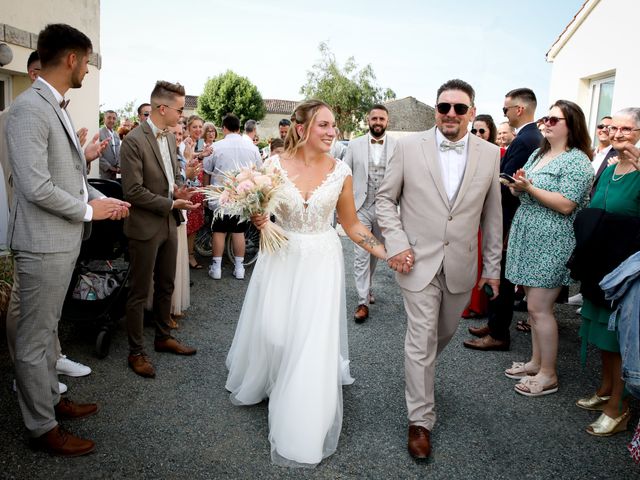 Le mariage de Nicolas et Ophélie à Saint-Pierre-le-Vieux, Saône et Loire 15