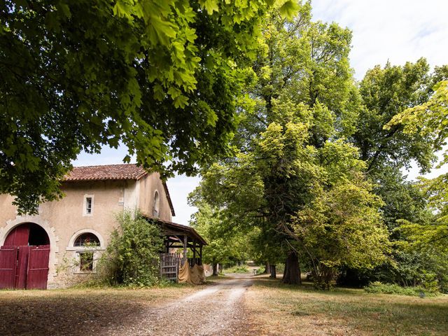 Le mariage de Aymeric et Noémie à Saint-Astier, Dordogne 2