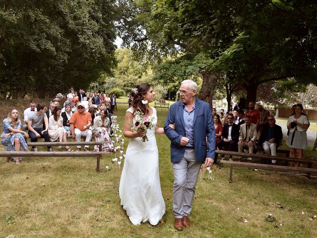 Le mariage de Alexandra et Romain à Bernay, Sarthe 33