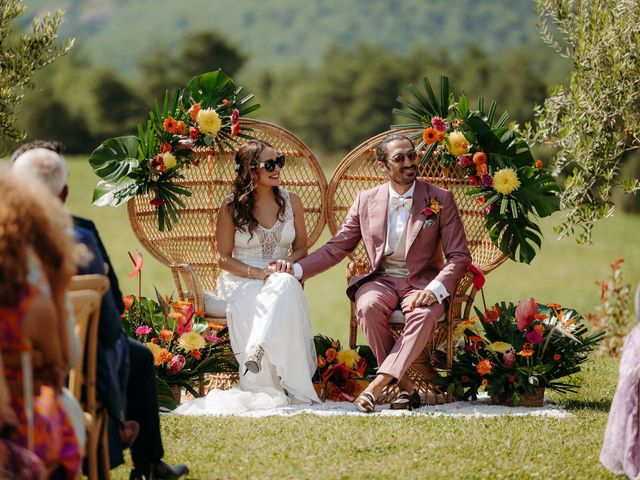 Le mariage de Alexandre et Laura à Oppedette, Alpes-de-Haute-Provence 69