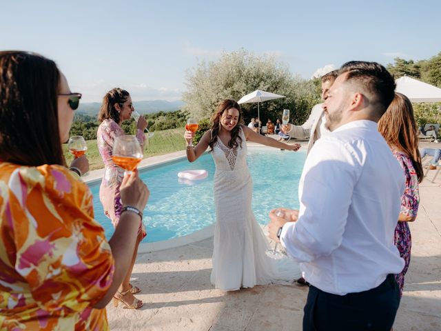 Le mariage de Alexandre et Laura à Oppedette, Alpes-de-Haute-Provence 89