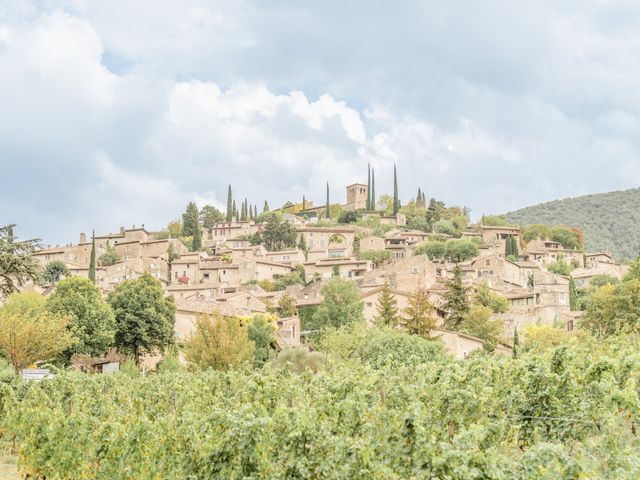 Le mariage de Julien et Kalina à Mirmande, Drôme 1