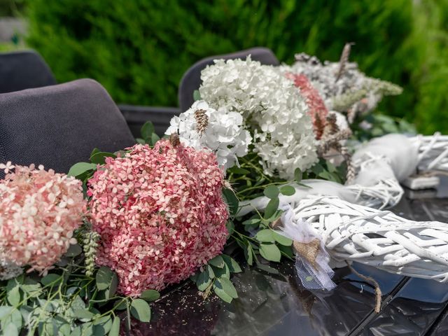 Le mariage de Cyril et Laure à Lagraulière, Corrèze 11