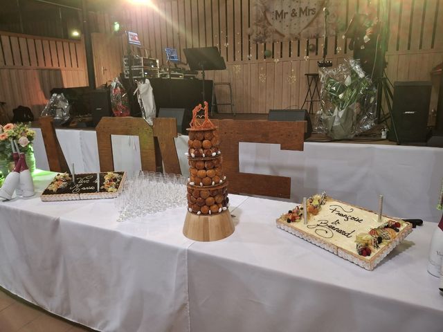 Le mariage de Bernard  et Francoise à Saint-Anthème, Puy-de-Dôme 28