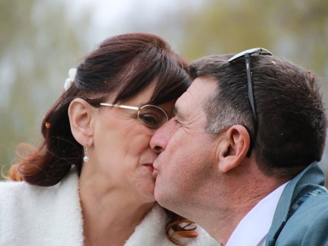 Le mariage de Bernard  et Francoise à Saint-Anthème, Puy-de-Dôme 38