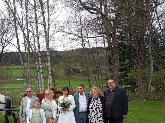 Le mariage de Bernard  et Francoise à Saint-Anthème, Puy-de-Dôme 49