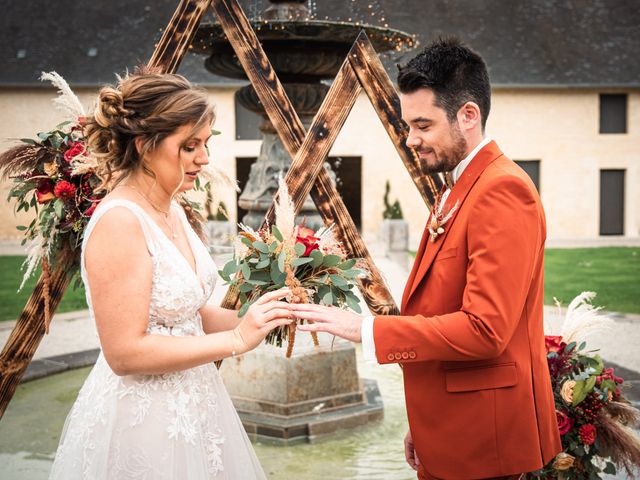 Le mariage de Noam et Amandine à Sainte-Croix-Grand-Tonne, Calvados 20