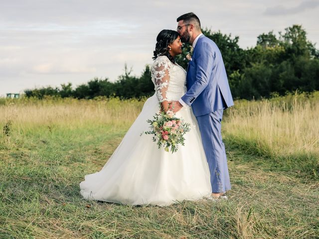 Le mariage de Florent et Caroline à Coulombs, Eure-et-Loir 105