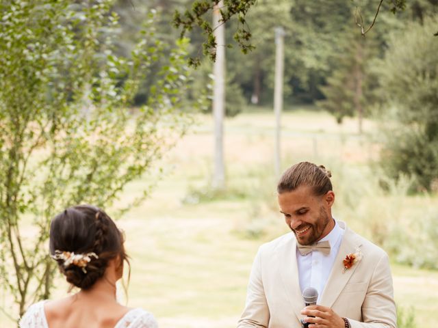 Le mariage de Rémi et Pauline à Montmaurin, Haute-Garonne 44