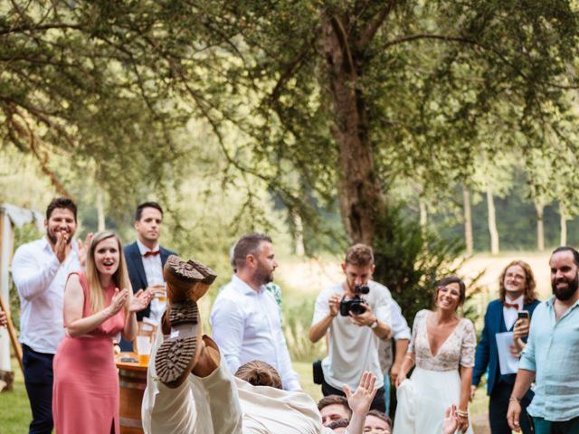 Le mariage de Rémi et Pauline à Montmaurin, Haute-Garonne 54