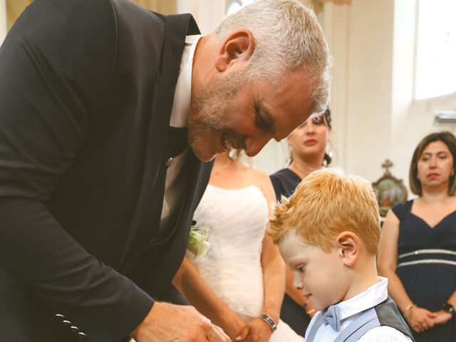 Le mariage de Jean Baptiste et Gaelle à Boulogne-sur-Mer, Pas-de-Calais 9