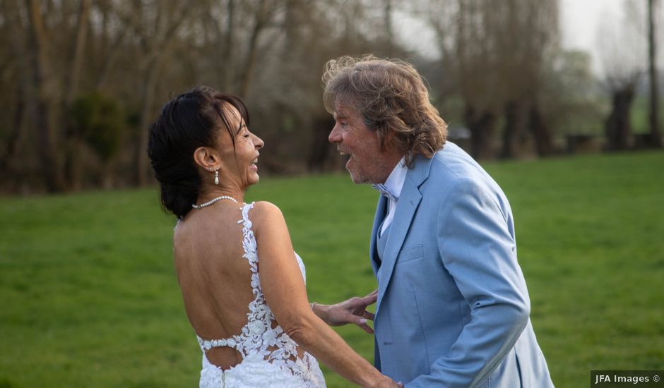 Le mariage de Pierre et Faty à Évry-Grégy-sur-Yerre, Seine-et-Marne