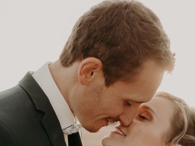 Le mariage de Michaël et Fanny à La Villeneuve-en-Chevrie, Yvelines 20