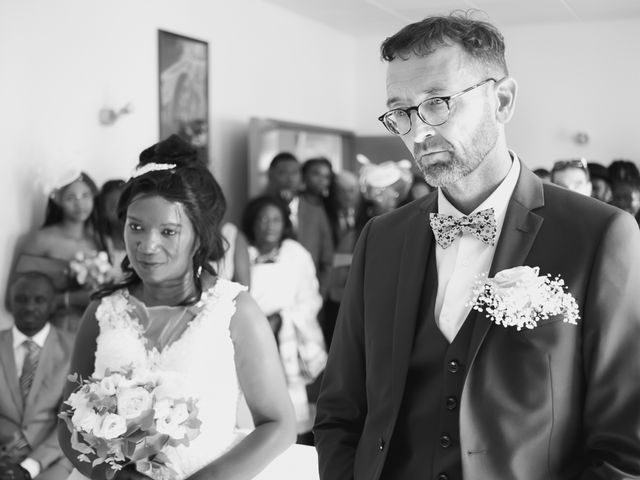 Le mariage de Pascal et Elodie à Saint-André-de-Chalencon, Haute-Loire 23