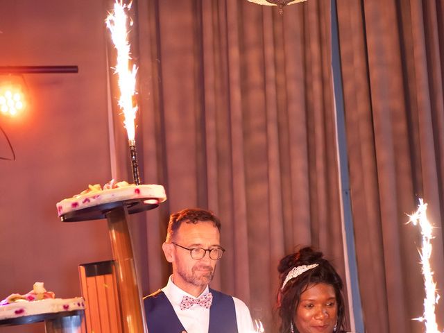 Le mariage de Pascal et Elodie à Saint-André-de-Chalencon, Haute-Loire 37