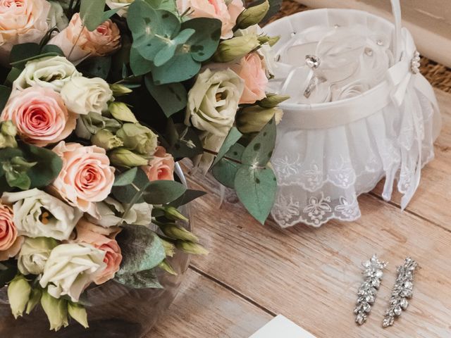 Le mariage de Pascal et Elodie à Saint-André-de-Chalencon, Haute-Loire 42