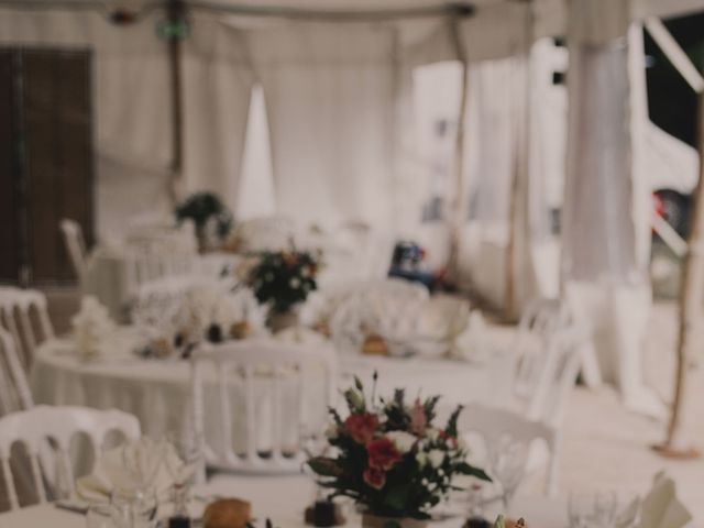 Le mariage de Sébastien et Aurélie à Pont-sur-Yonne, Yonne 16