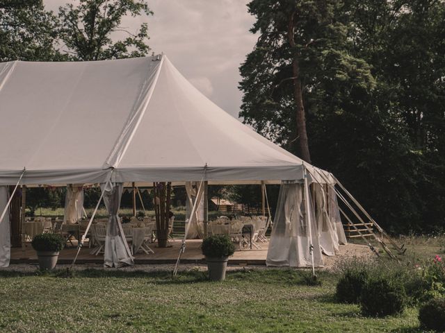 Le mariage de Sébastien et Aurélie à Pont-sur-Yonne, Yonne 22