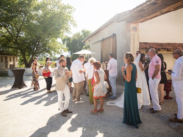 Le mariage de Guillaume et Lenaïc à Mornand-en-Forez, Loire 23