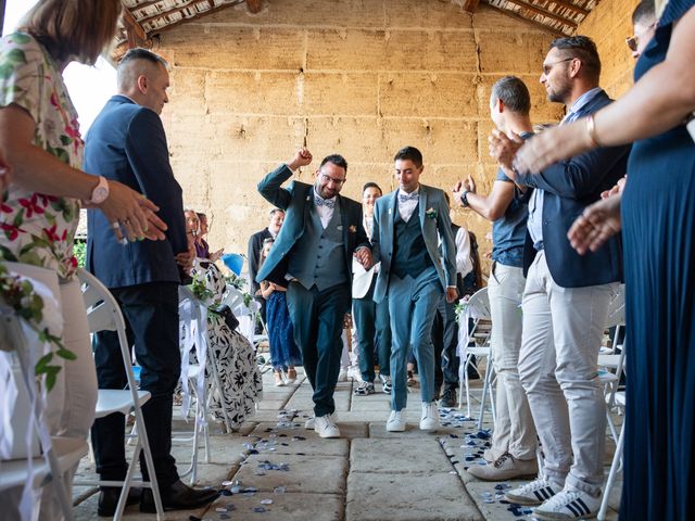 Le mariage de Alexandre et Tony à Villeneuve, Ain 14