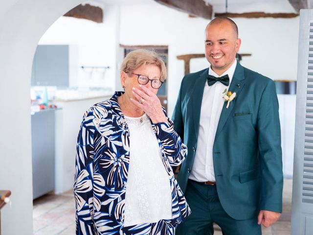 Le mariage de Matthieu et Mathilde à Saint-Trinit, Vaucluse 21