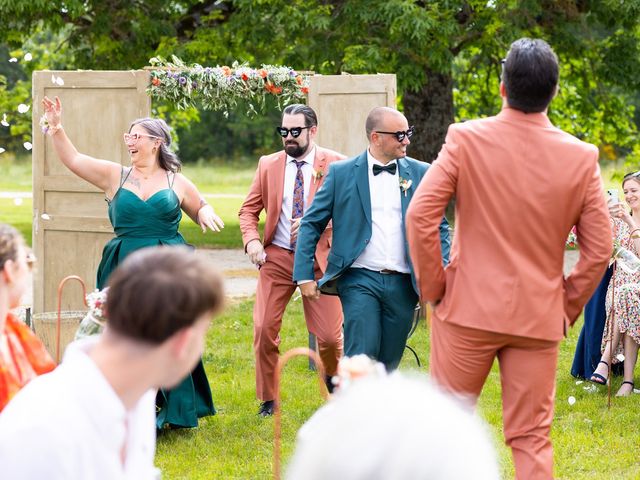 Le mariage de Matthieu et Mathilde à Saint-Trinit, Vaucluse 27