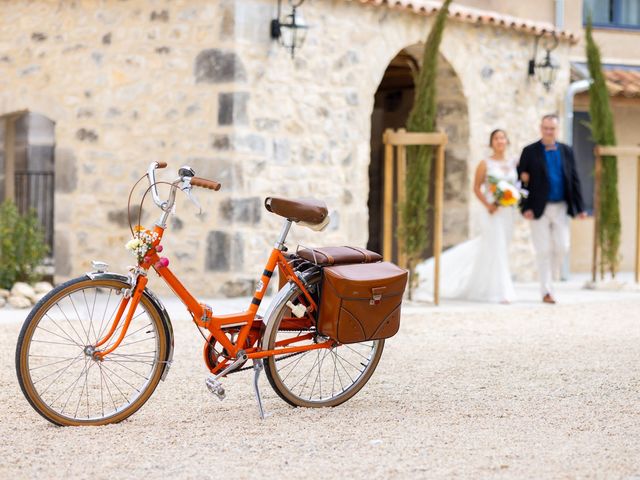 Le mariage de Matthieu et Mathilde à Saint-Trinit, Vaucluse 33