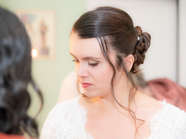 Le mariage de Thibault et Astrée à Lachaise, Charente 2