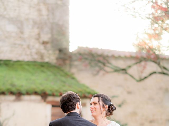 Le mariage de Thibault et Astrée à Lachaise, Charente 9