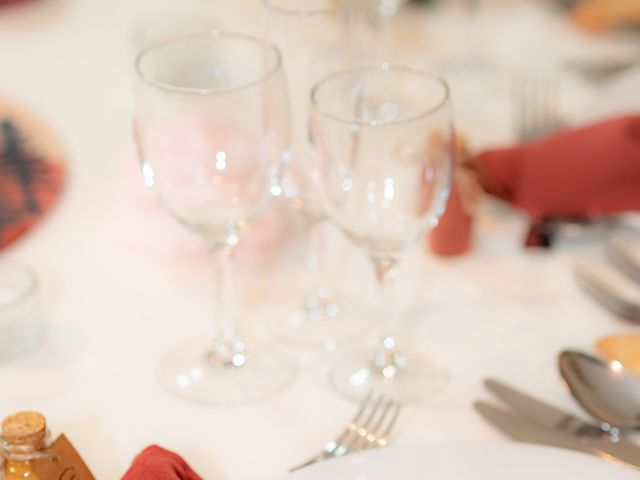 Le mariage de Thibault et Astrée à Lachaise, Charente 17