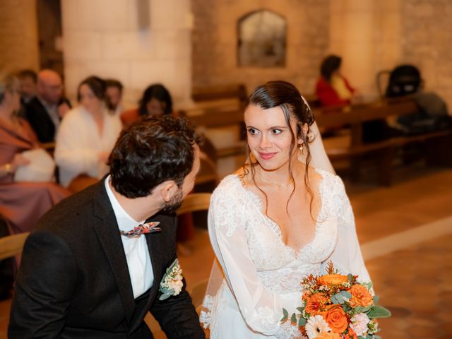 Le mariage de Thibault et Astrée à Lachaise, Charente 22