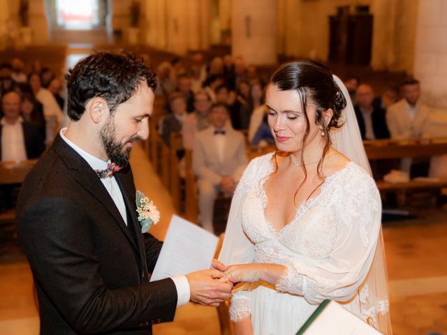 Le mariage de Thibault et Astrée à Lachaise, Charente 23
