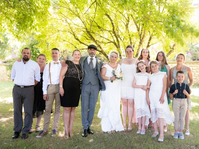 Le mariage de Franck et Julie à Saint-Martin-de-Fressengeas, Dordogne 33