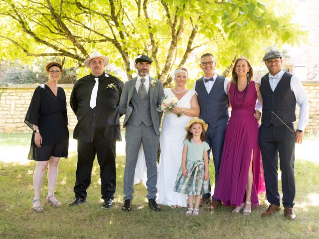 Le mariage de Franck et Julie à Saint-Martin-de-Fressengeas, Dordogne 40