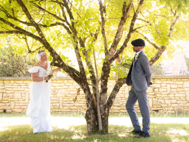 Le mariage de Franck et Julie à Saint-Martin-de-Fressengeas, Dordogne 55
