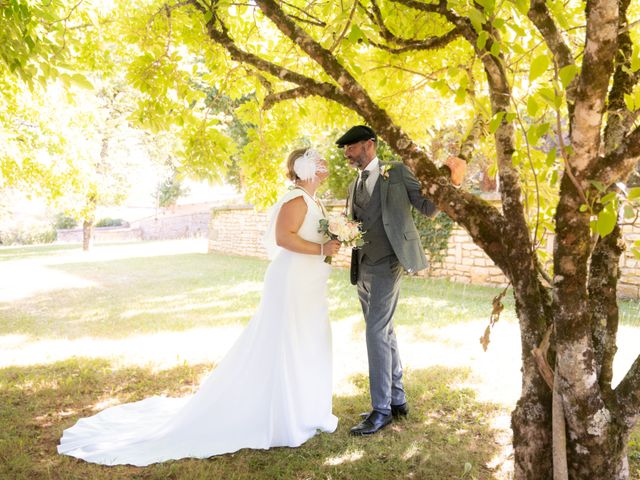 Le mariage de Franck et Julie à Saint-Martin-de-Fressengeas, Dordogne 56