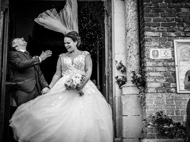 Le mariage de Julien et Mathilde à Valenciennes, Nord 9