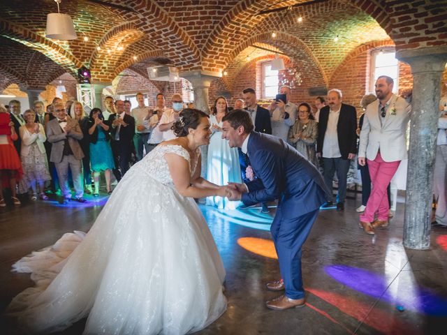 Le mariage de Julien et Mathilde à Valenciennes, Nord 15