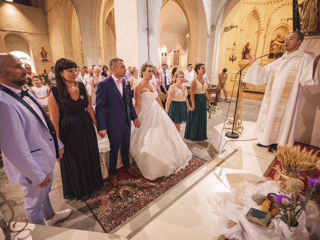 Le mariage de Kevin et Marine à Piolenc, Vaucluse 11