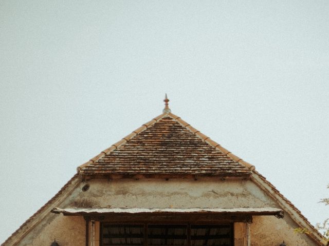 Le mariage de Robbie et Demi à Saint-Jean-de-Laur, Lot 62