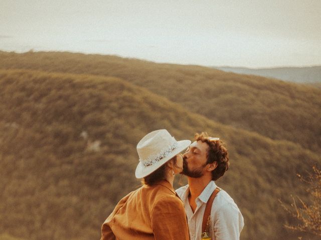 Le mariage de Robbie et Demi à Saint-Jean-de-Laur, Lot 129