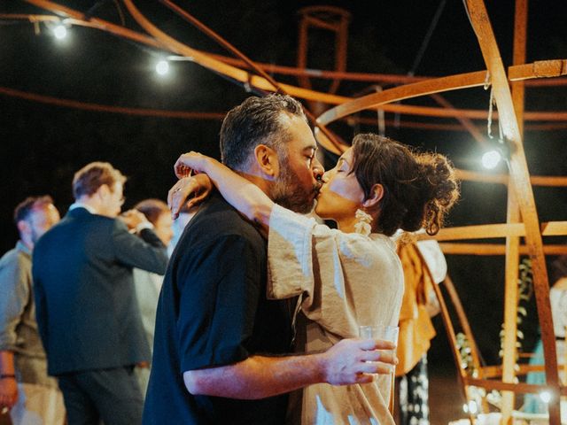 Le mariage de Robbie et Demi à Saint-Jean-de-Laur, Lot 196